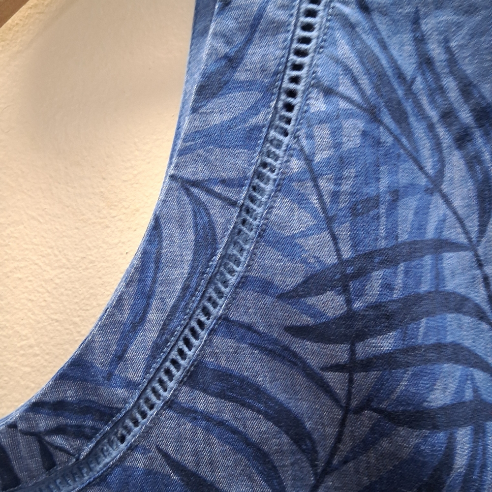 ​Cato Blouse 100% Tencel Lyocell Size 18/20W Plus Blue Tropical Palm Print Halte - Picture 9 of 12